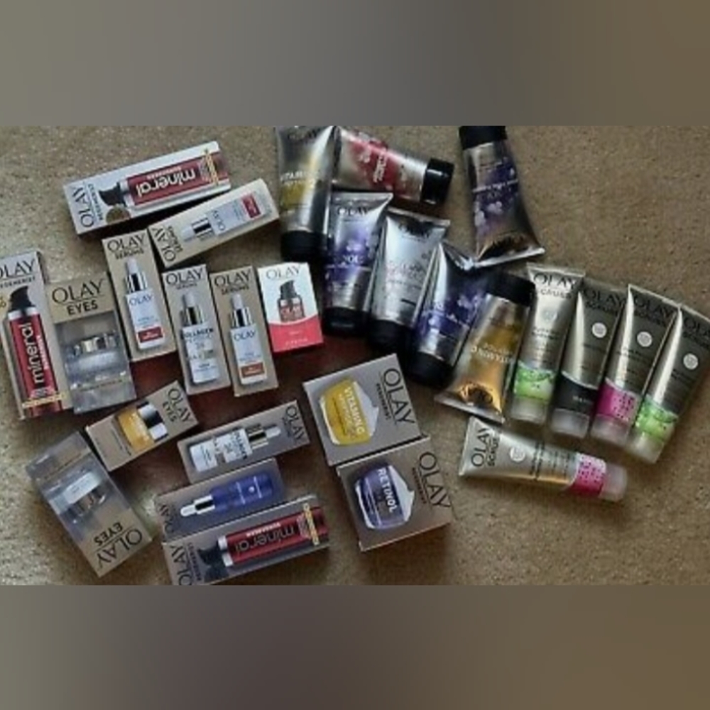 Oil of Olay face/skin care product bundle